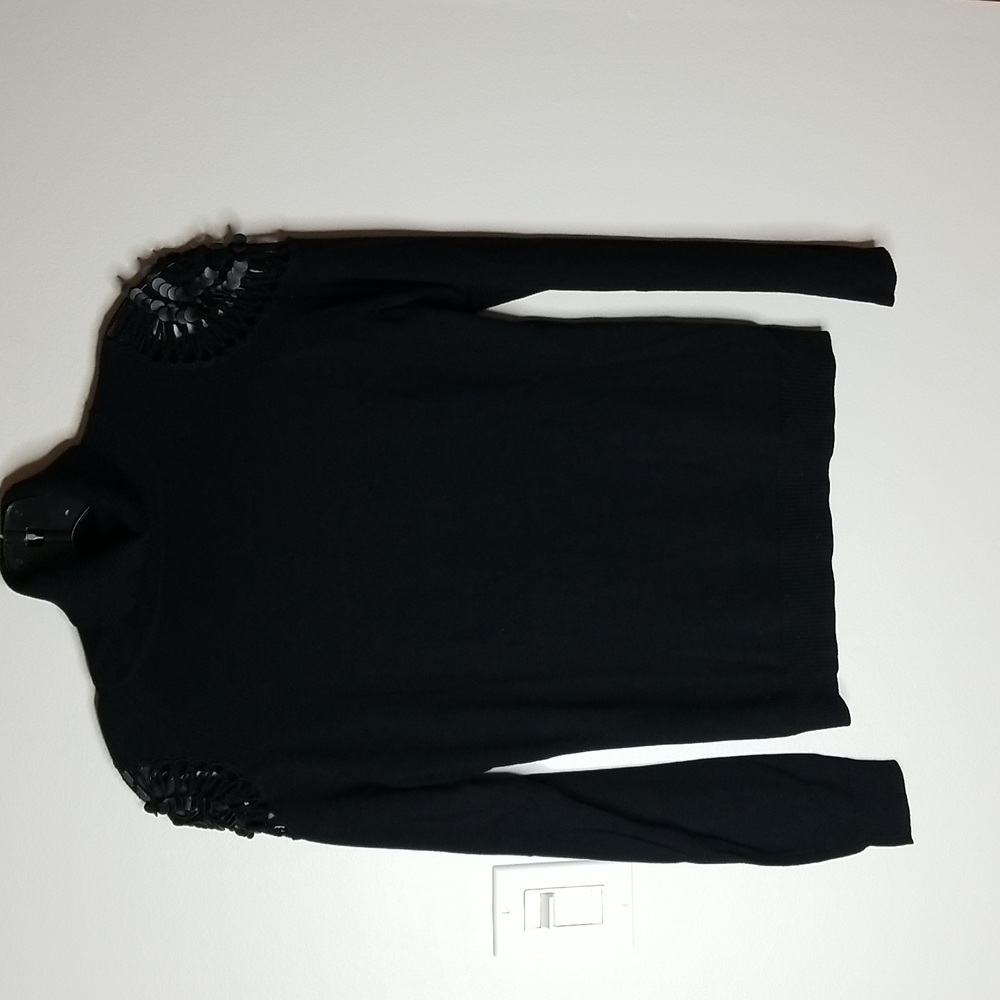 Cartise Womens  cropped turtleneck with sequin detail at shoulders